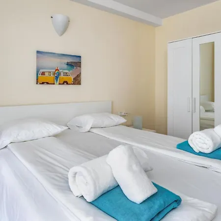 Coastalgem: 2br Pool And View בית נופש *